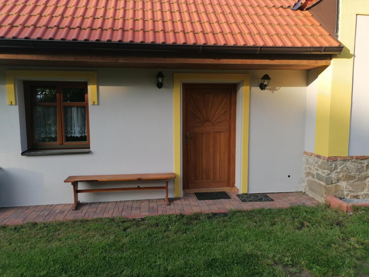 Apartman Na Statku Jílovice Eksteriør billede